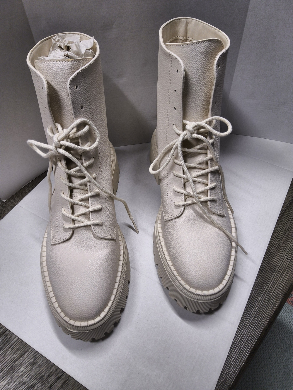 Size 10 Arezzo Women's Cream Lace-Up Lug Sole Boots - Modern Combat Style